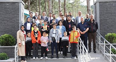 Kayseri'de Engelsiz Yaşam Merkezi Öğrencileri Polis Haftası'nda şehit polisleri unutmadı