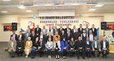 Kocaeli İzmit'te Başkan Hürriyet muhtarlarla buluştu