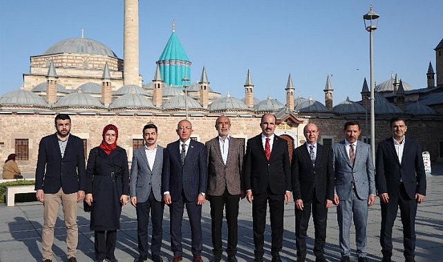 Konyalı başkanlardan Mevlana Türbesi'ne ziyaret