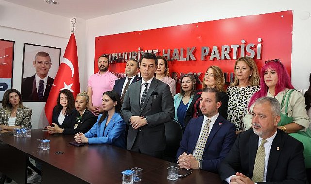 Marmaris'te CHP bayram yeri oldu
