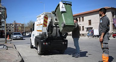 Melikgazi AB Fonu ile elektrikli çöp toplama aracı satın aldı