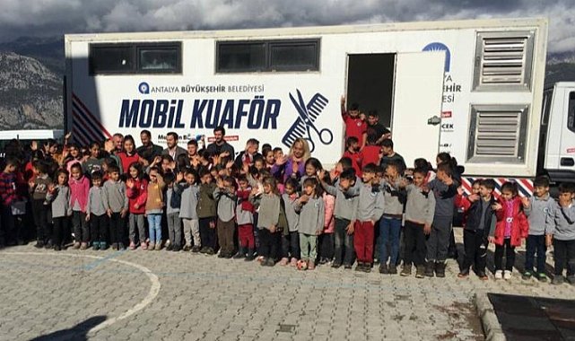 Mobil Kuaför ilçelerde 1658 vatandaşa hizmet verdi