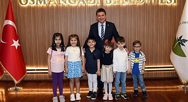 Osmangazi'den miniklere 23 Nisan sürprizi