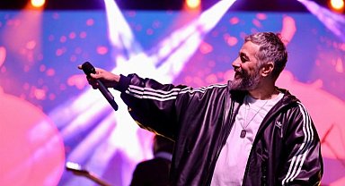 Resul Dindar bayramda İzmir'de