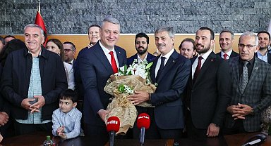 Serdivan'da görev teslimi tamamlandı