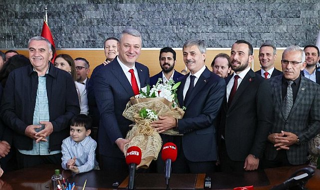 Serdivan'da görev teslimi tamamlandı