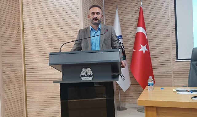 Sevilen yazar çocuklar için dernek kurdu