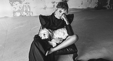 Siyah beyaz Gülben!