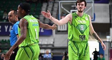 TOFAŞ, Karşıyaka'yı farklı yendi