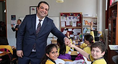 Uludağ Elektrik'ten çocuklara anlamlı 23 Nisan kutlaması