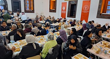 Vakfeden gönüller bereketli sofralarda buluştu