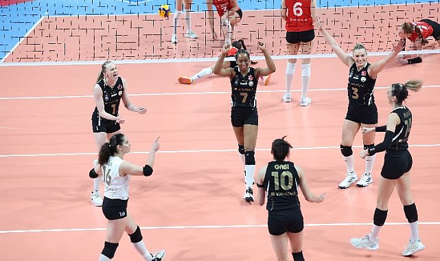 VakıfBank sezonu 3. sırada tamamladı
