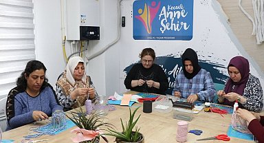 Anne Şehir'de atık malzemeler sanat eserine dönüşüyor