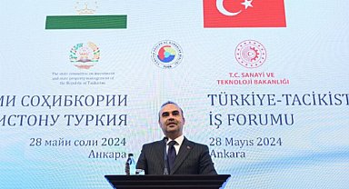 Bakan Kacır: Tacik kardeşlerin desteğini her daim hissediyoruz