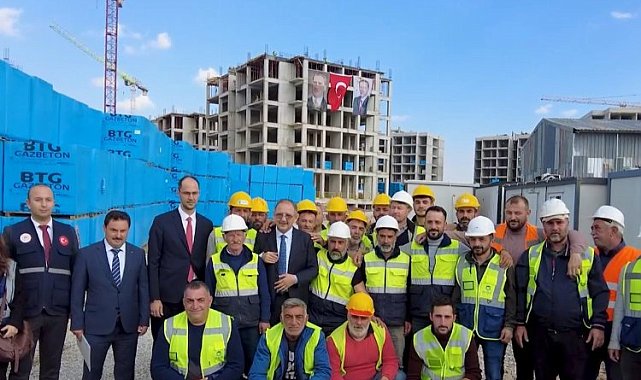 Bakan Özhaseki: Her ay 20 bin konut teslim edilecek