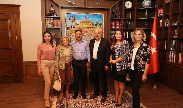 Başkan Arı'ya ziyaretler sürüyor