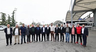 Başkan Büyükgöz otogar esnafıyla buluştu
