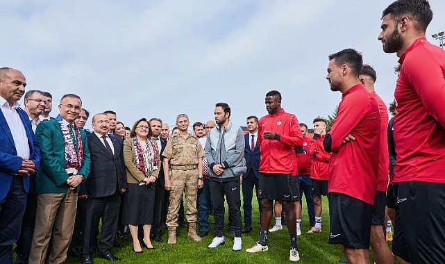 Başkan Şahin'den Gaziantep FK'ya moral ziyareti!