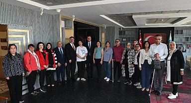 Başkan Zeyrek: "Engelsiz bir yaşamı Manisa'da hayata geçireceğiz"