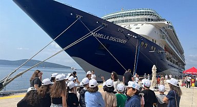 Bodrum'da çocukların kruvaziyer heyecanı