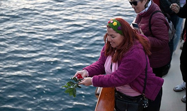 Dilekler Akdeniz'in masmavi sularında