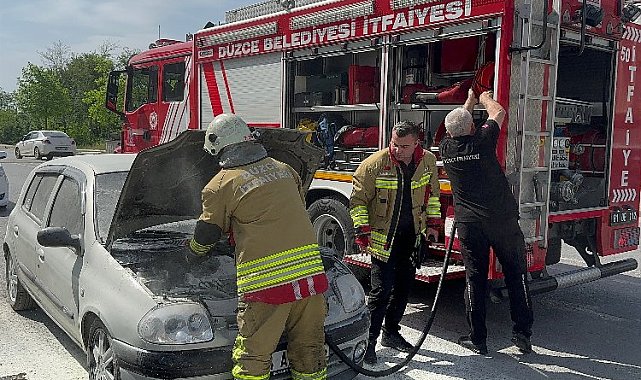 Düzce'de otomobil yangınına anında müdahale