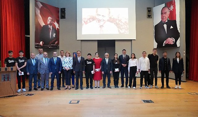 Heydar Aliyev İzmir'de anıldı
