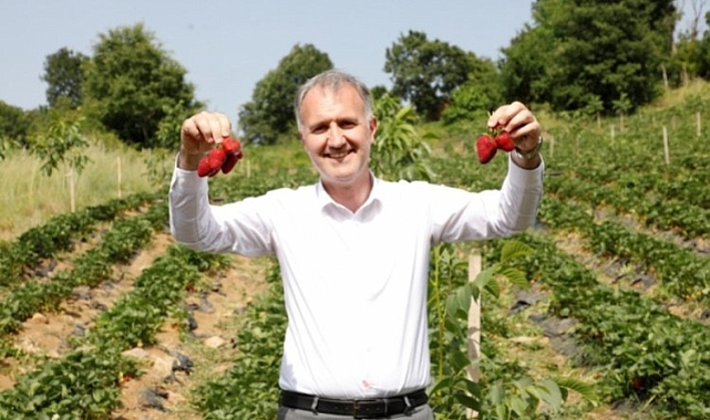 İnegöl Belediyesi çiftcisinin yanında