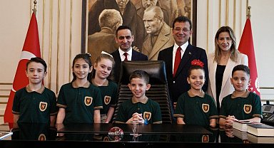 İstanbul'da çocuk başkanın talimatları yerine getiriliyor