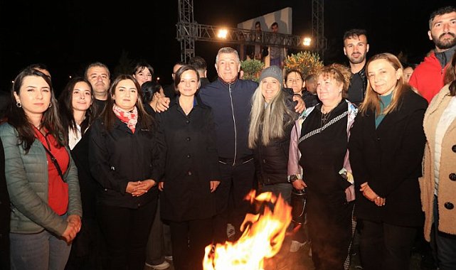 İzmir Güzelbahçe'de 'Denizler' türkülerle anıldı