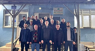 Kaymakam her sabah bir köyde vatandaşı dinliyor