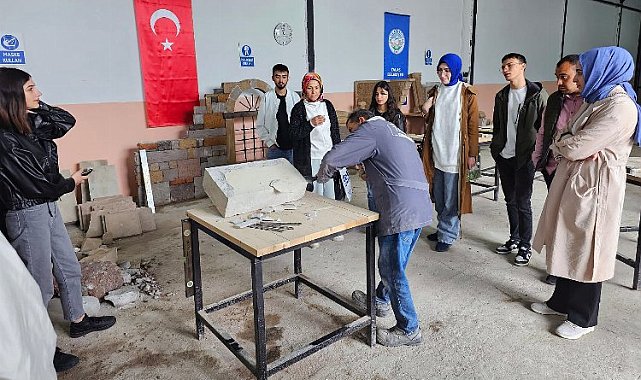 KAYÜ öğrencileri TAREM'de pratik yapıyor