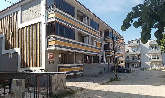 Keşan'da balkondan düşerek yaralanan kişi hayatını kaybetti