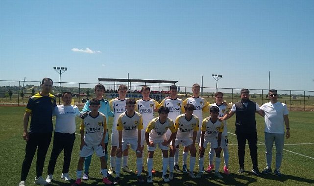 Keşanspor U17'de il şampiyonu oldu