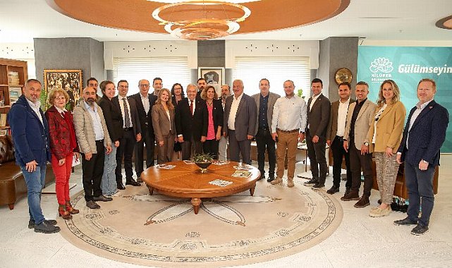 Nilüfer Belediyespor yönetiminden Başkan Özdemir'e ziyaret