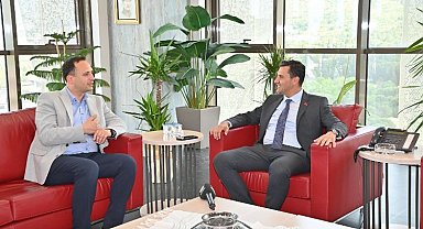 Ömer Eşki'den Başkan Zeyrek'e hayırlı olsun ziyareti