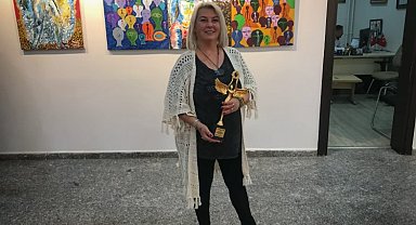 Rezzan Ogül Yıldız'a yaptığı başarılı çalışmaları için ödül verildi!