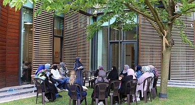 Sakarya'da "Aile Mektebi" eğitimleri büyük ilgi görüyor