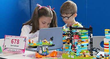 Sakaryalı öğrencilere 'Duyarlı Kaşifler' ödülü