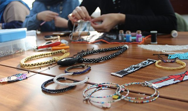 SAMEK'in el emeği göz nuru eserleri görücüye çıkıyor