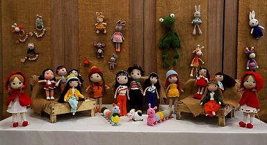 SAMEK'te sanatseverleri hayran bırakan 3 binden fazla eser