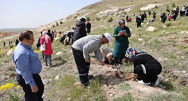 Selçuklu'da fidanlar toprakla buluştu