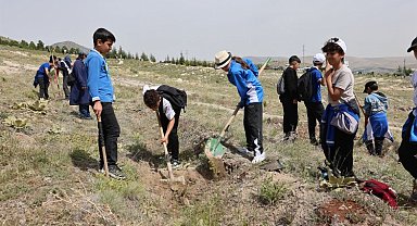 Selçuklu'da fidanlar toprakla buluştu
