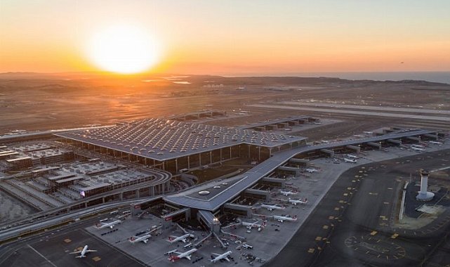 5 ayda 16 milyon 'turistik' yolcu ağırlandı