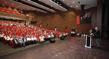 Başkan Büyükakın, personelle bayramlaştı