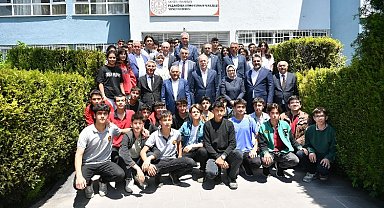 Başkan Büyükkılıç'a Pazarören Fen Lisesi'nden duygulandıran sürpriz