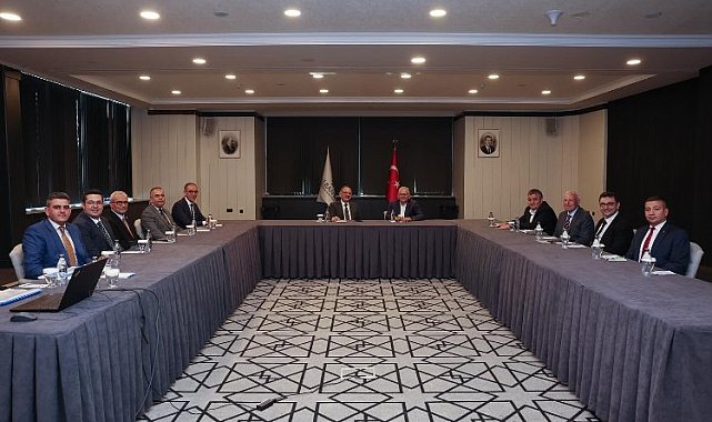 Başkan Büyükkılıç'tan Bakan Özhaseki'ye ziyaret