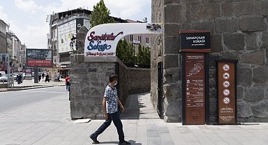 Başkan Büyükkılıç'tan Sanatçılar Sokağı'na davet
