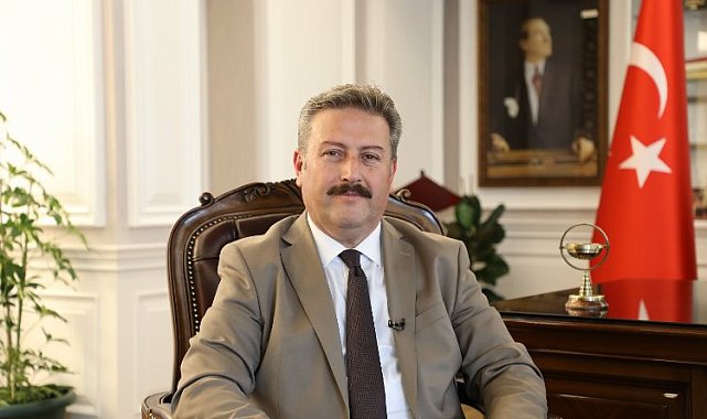 Başkan Palancıoğlu'ndan Kurban Bayramı ve Babalar Günü mesajı