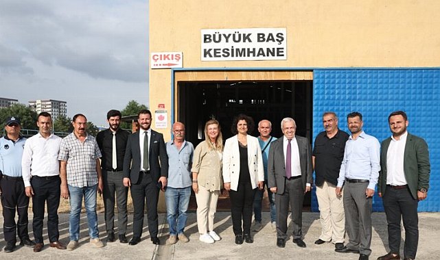 Başkan Şadi Özdemir kurban pazarını ziyaret etti